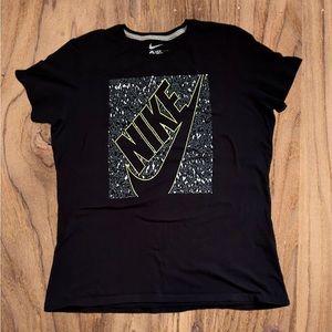 Nike T-Shirt